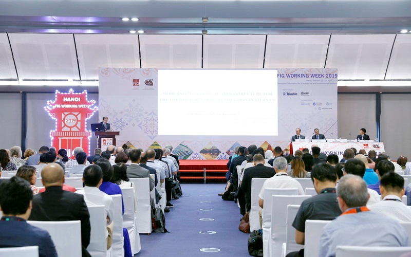 Toàn cảnh Phiên toàn thể Hội nghị FIG 2019